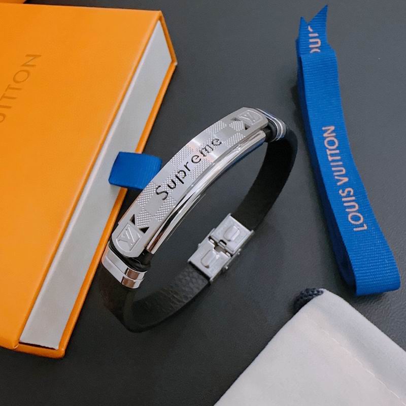 LV Bracelet 03lyr371